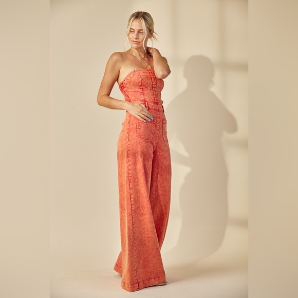 🔥 Red Orange Strapless Mineral Wash Denim Jumpsuit – Western Boho Festival Vibe - Picture 4 of 6